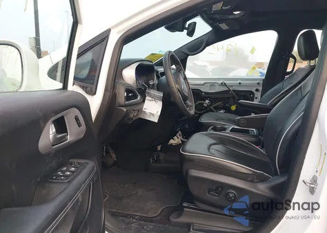 2020 Chrysler Pacifica Limited from USA, damaged, VIN 2C4RC1GG4LR290485